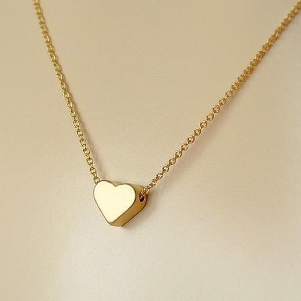 Gold Heart Pendant Clasp Back Necklace - Picture 2 of 7